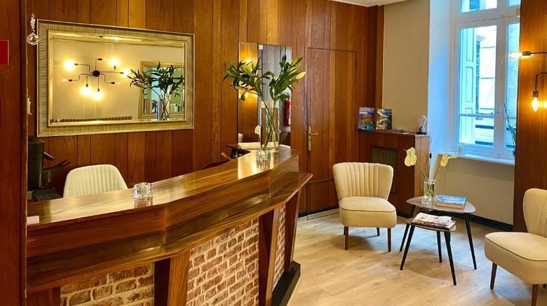<b>Hotel Moderna Cherbourg Lobby</b>. Images powered by <a href="https://iceportal.shijigroup.com/" title="IcePortal" target="_blank">IcePortal</a>.