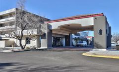 Ramada by Wyndham Albuquerque Midtown