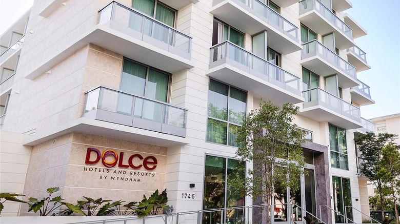 <b>Dolce by Wyndham Miami Beach Exterior</b>. Images powered by <a href="https://iceportal.shijigroup.com/" title="IcePortal" target="_blank">IcePortal</a>.