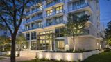 Dolce by Wyndham Miami Beach Exterior