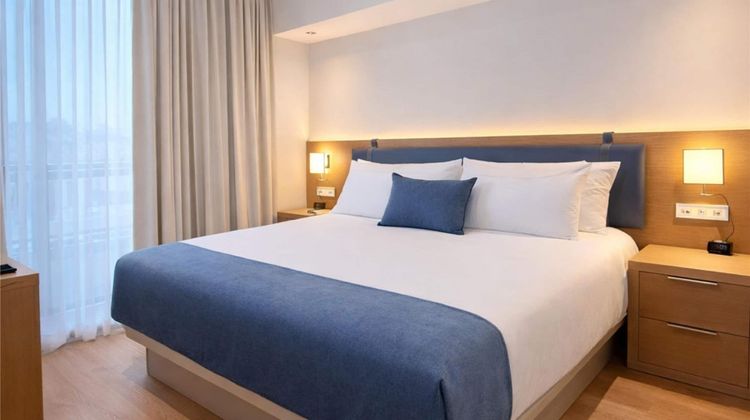 Dolce by Wyndham Miami Beach Room