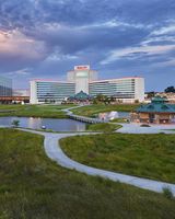 Mystic Lake Casino Hotel