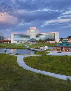 Mystic Lake Casino Hotel