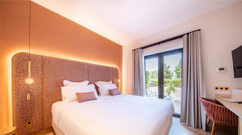 <b>Hotel Brin Dazur Room</b>. Images powered by <a href="https://iceportal.shijigroup.com/" title="IcePortal" target="_blank">IcePortal</a>.