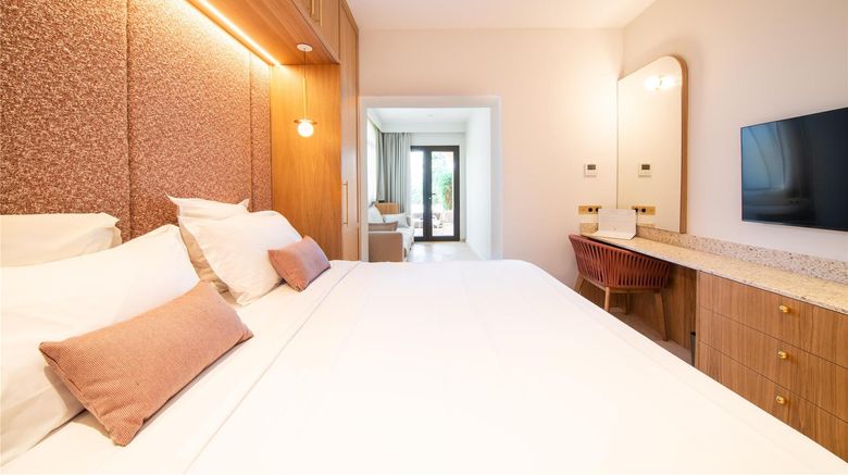 <b>Hotel Brin Dazur Room</b>. Images powered by <a href="https://iceportal.shijigroup.com/" title="IcePortal" target="_blank">IcePortal</a>.