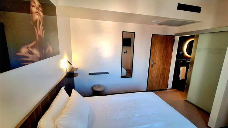 Best Western Hotel Revolution Room