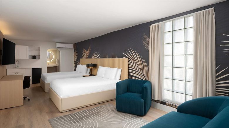 <b>The Harrison Hotel Downtown Hollywood Suite</b>. Images powered by <a href="https://iceportal.shijigroup.com/" title="IcePortal" target="_blank">IcePortal</a>.