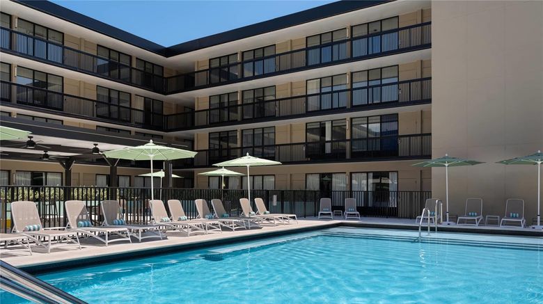 <b>The Harrison Hotel Downtown Hollywood Pool</b>. Images powered by <a href="https://iceportal.shijigroup.com/" title="IcePortal" target="_blank">IcePortal</a>.
