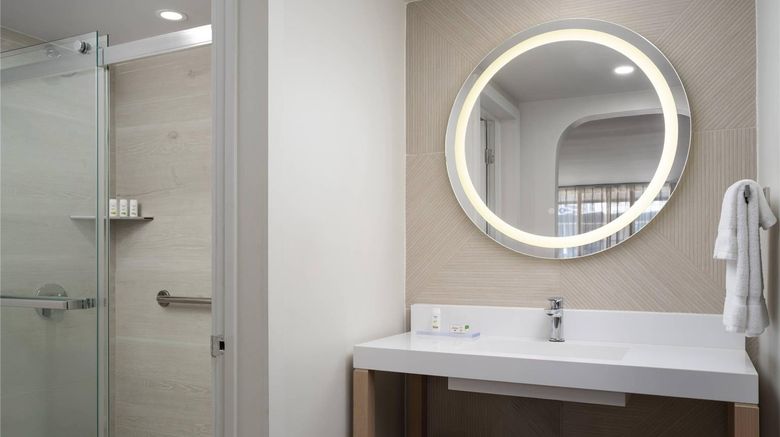 <b>The Harrison Hotel Downtown Hollywood Room</b>. Images powered by <a href="https://iceportal.shijigroup.com/" title="IcePortal" target="_blank">IcePortal</a>.