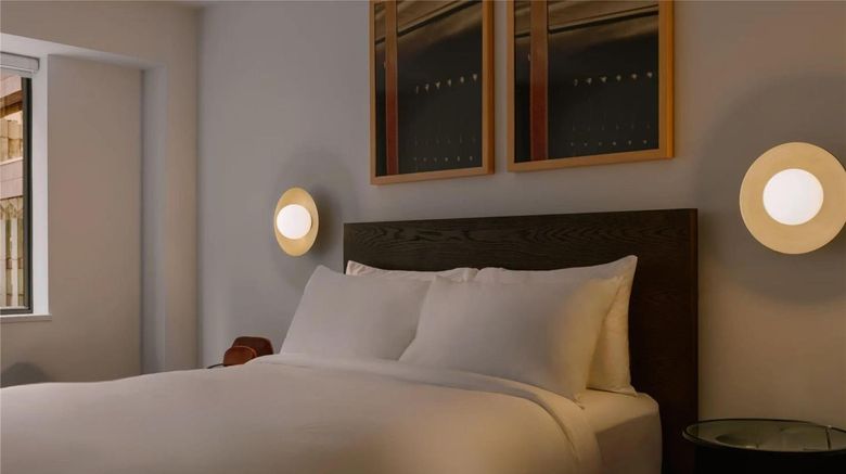 <b>The Arlo Hotel, BW Signature Collection Room</b>. Images powered by <a href="https://iceportal.shijigroup.com/" title="IcePortal" target="_blank">IcePortal</a>.