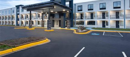Baymont by Wyndham Charlotte University Exterior