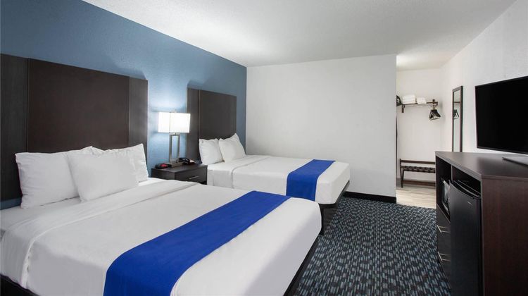 Baymont by Wyndham Charlotte University Room