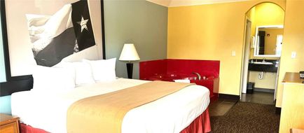 Quality Inn Montgomery - Lake Conroe Room