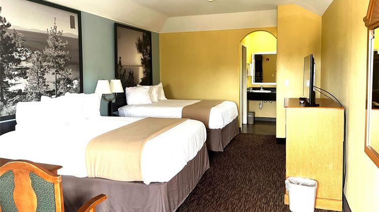 Quality Inn Montgomery - Lake Conroe Room