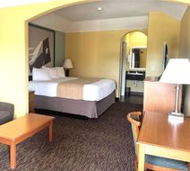 Quality Inn Montgomery - Lake Conroe Room