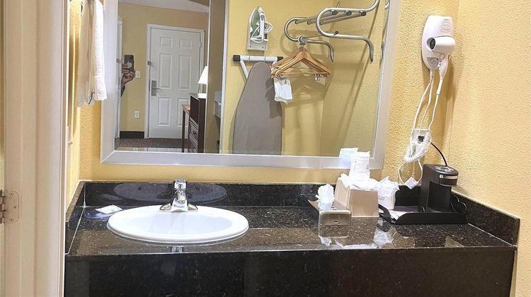 Quality Inn Montgomery - Lake Conroe Room