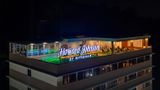 Howard Johnson Kota Kinabalu City Centre Exterior