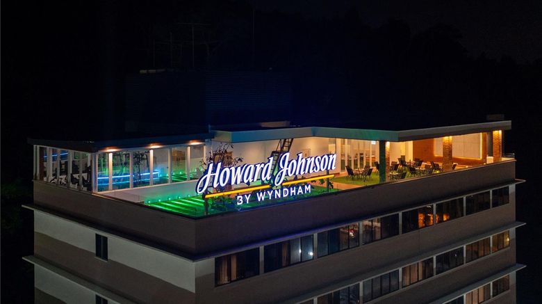 <b>Howard Johnson Kota Kinabalu City Centre Exterior</b>. Images powered by <a href="https://iceportal.shijigroup.com/" title="IcePortal" target="_blank">IcePortal</a>.