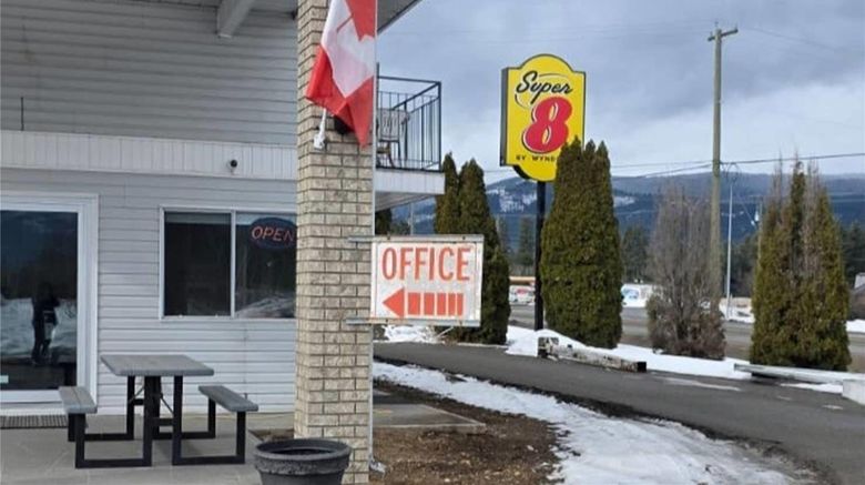 <b>Super 8 by Wyndham Clearwater BC Exterior</b>. Images powered by <a href="https://iceportal.shijigroup.com/" title="IcePortal" target="_blank">IcePortal</a>.