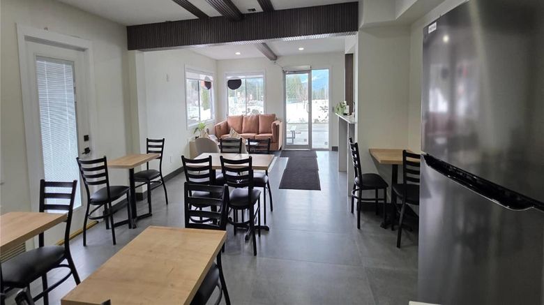 <b>Super 8 by Wyndham Clearwater BC Lobby</b>. Images powered by <a href="https://iceportal.shijigroup.com/" title="IcePortal" target="_blank">IcePortal</a>.