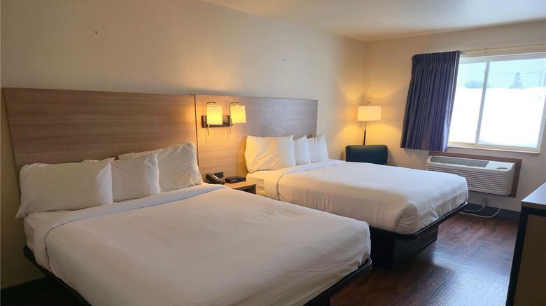 <b>Baymont by Wyndham Sault Ste Marie Room</b>. Images powered by <a href="https://iceportal.shijigroup.com/" title="IcePortal" target="_blank">IcePortal</a>.