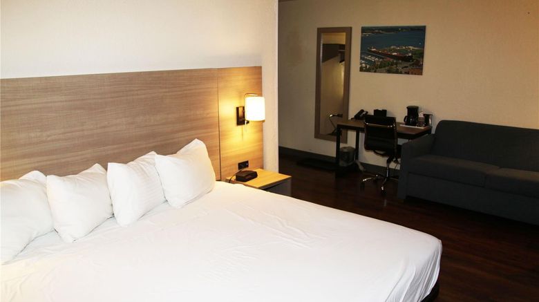 <b>Baymont by Wyndham Sault Ste Marie Room</b>. Images powered by <a href="https://iceportal.shijigroup.com/" title="IcePortal" target="_blank">IcePortal</a>.