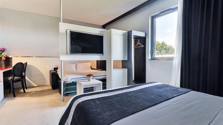 <b>Hotel des Lumieres Room</b>. Images powered by <a href="https://iceportal.shijigroup.com/" title="IcePortal" target="_blank">IcePortal</a>.