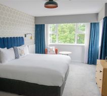 Queens Hotel & Spa Room