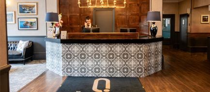 Queens Hotel & Spa Lobby