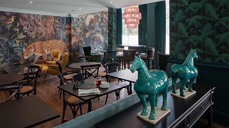 <b>Queens Hotel & Spa Restaurant</b>. Images powered by <a href="https://iceportal.shijigroup.com/" title="IcePortal" target="_blank">IcePortal</a>.
