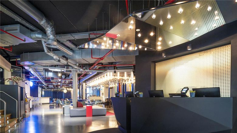 <b>Pestana Brussels Schuman Lobby</b>. Images powered by <a href="https://iceportal.shijigroup.com/" title="IcePortal" target="_blank">IcePortal</a>.
