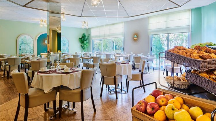 Hotel Charlemagne Restaurant