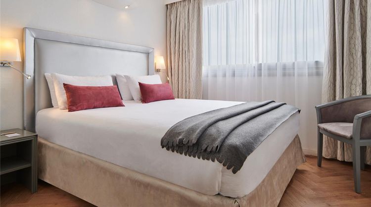 Hotel Charlemagne Room
