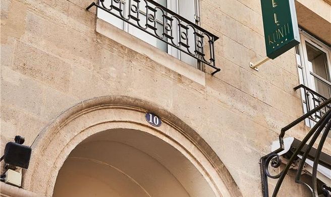 Hotel Konti Exterior