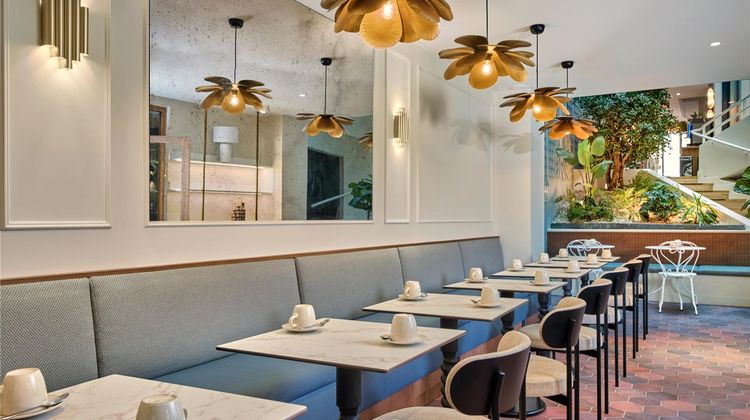 Moulin Plaza Hotel Restaurant