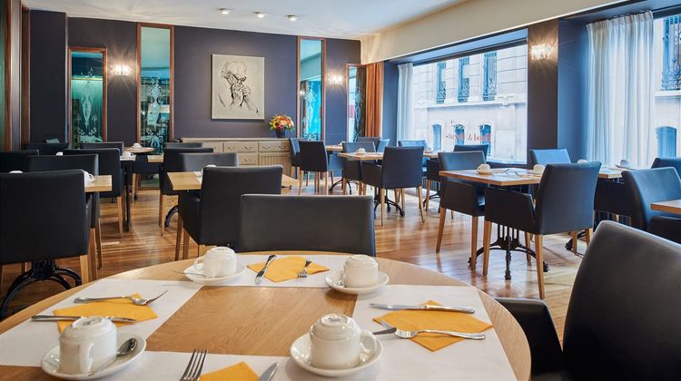 Theater Hotel Restaurant