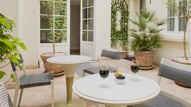Acacias Etoile Hotel Restaurant