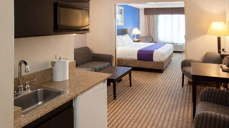 Sleep Inn & Suites Suite