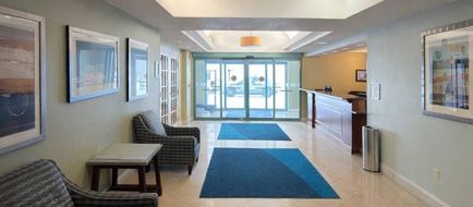 Sleep Inn & Suites Lobby