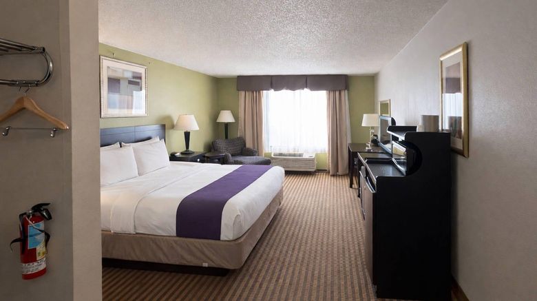 <b>Sleep Inn & Suites Room</b>. Images powered by <a href="https://iceportal.shijigroup.com/" title="IcePortal" target="_blank">IcePortal</a>.