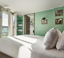 R Kipling Hotel Room