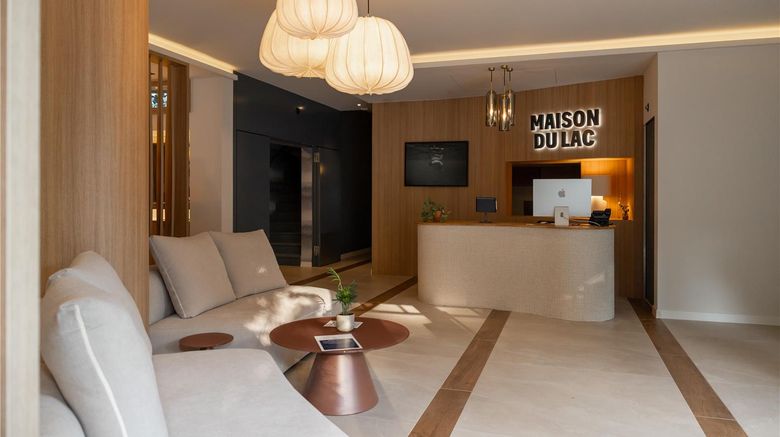 <b>Hotel Real Lobby</b>. Images powered by <a href="https://iceportal.shijigroup.com/" title="IcePortal" target="_blank">IcePortal</a>.