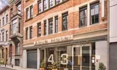Aqua Hotel Brussels