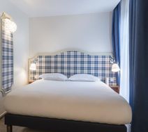 Hotel Boris V Room