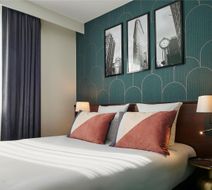 HC Gatsby Hotel & Restaurant Room
