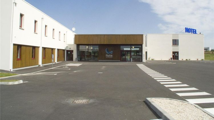 Brit Hotel Bressuire Exterior