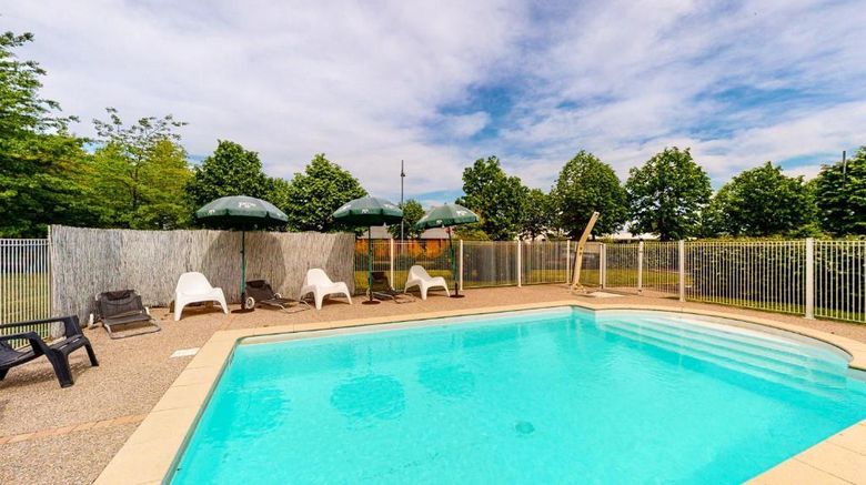 <b>Brit Hotel Ever Route 64 Tarbes Ibos Pool</b>. Images powered by <a href="https://iceportal.shijigroup.com/" title="IcePortal" target="_blank">IcePortal</a>.