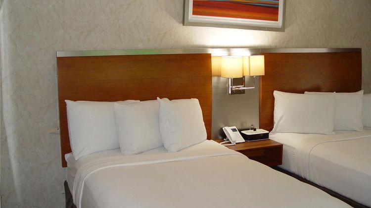 SureStay by Best Western Bakersfield Room