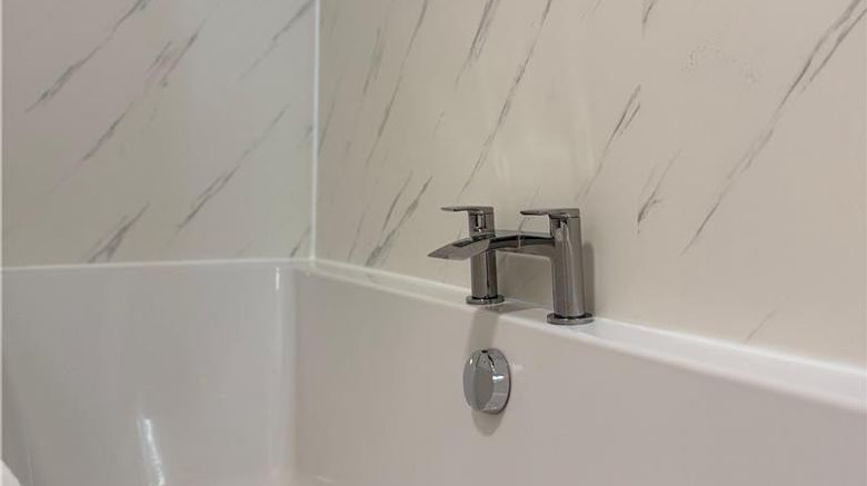 <b>Green Hotel, a member of Radisson Room</b>. Images powered by <a href="https://iceportal.shijigroup.com/" title="IcePortal" target="_blank">IcePortal</a>.