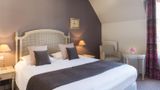 Hotel Aux Vieux Remparts Room